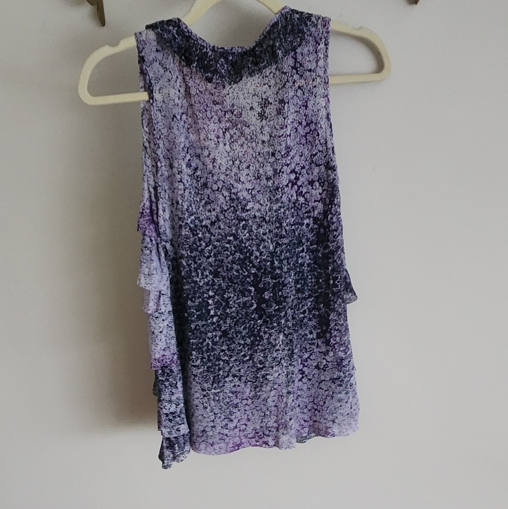 Express Vneck Ruffle Tank - Picture 2 of 2